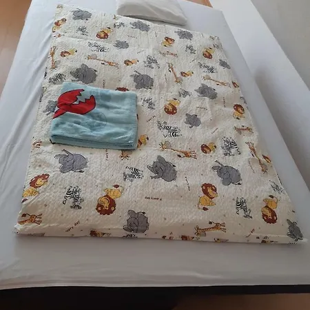 Mikula Porta Hollókő